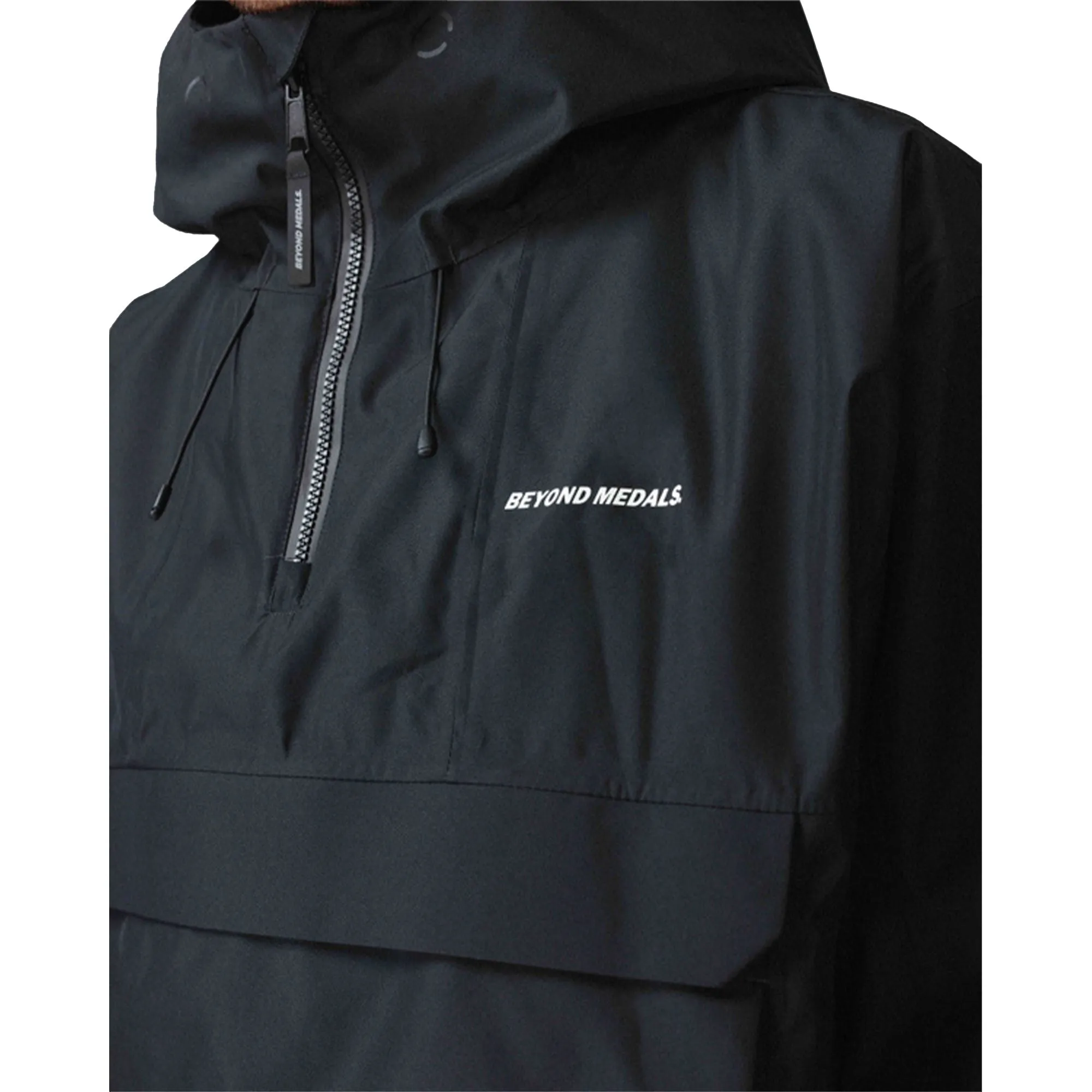 Beyond Medals Anorak Jacket 2L