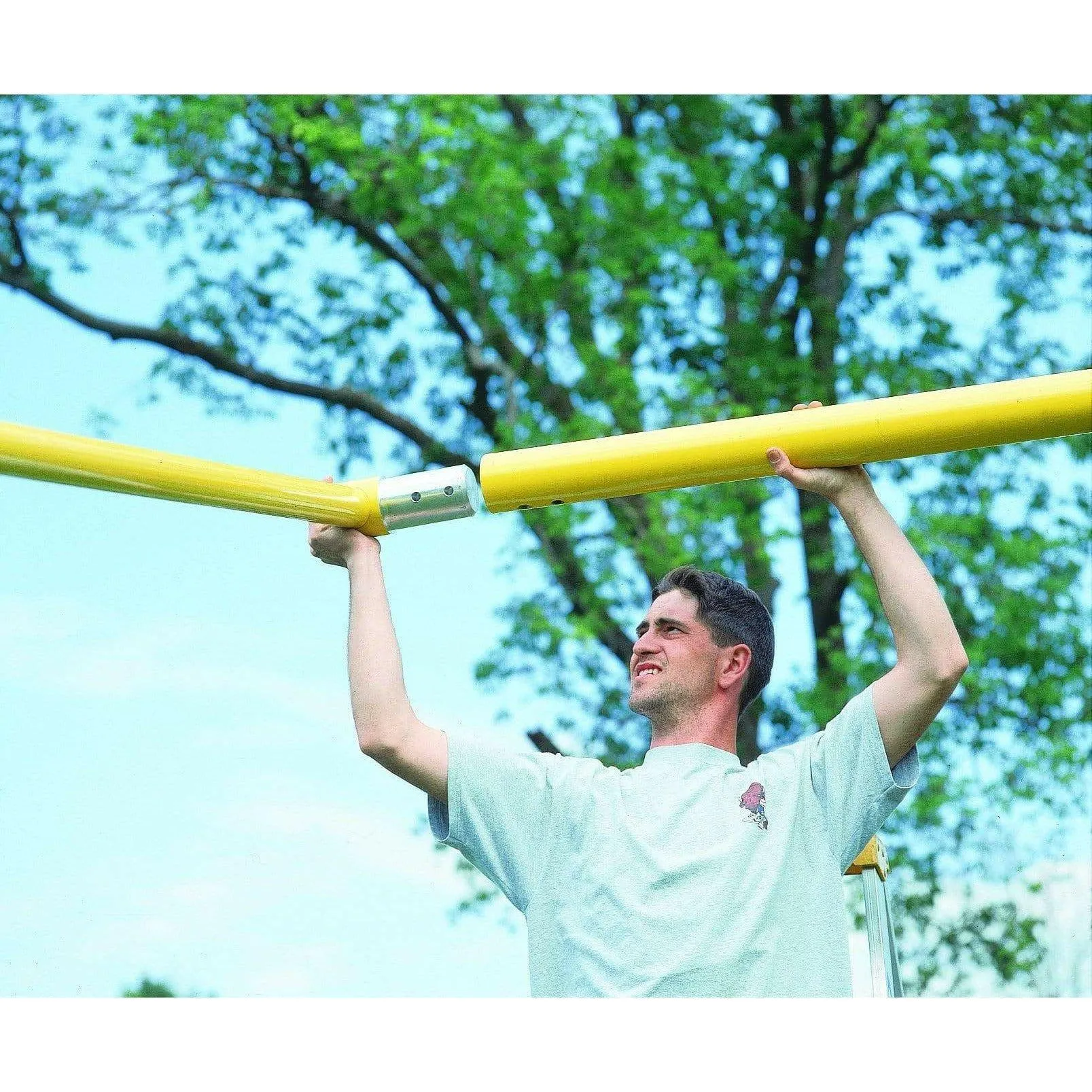 Bison 5-9/16 Gooseneck College Football Goalposts (Pair)