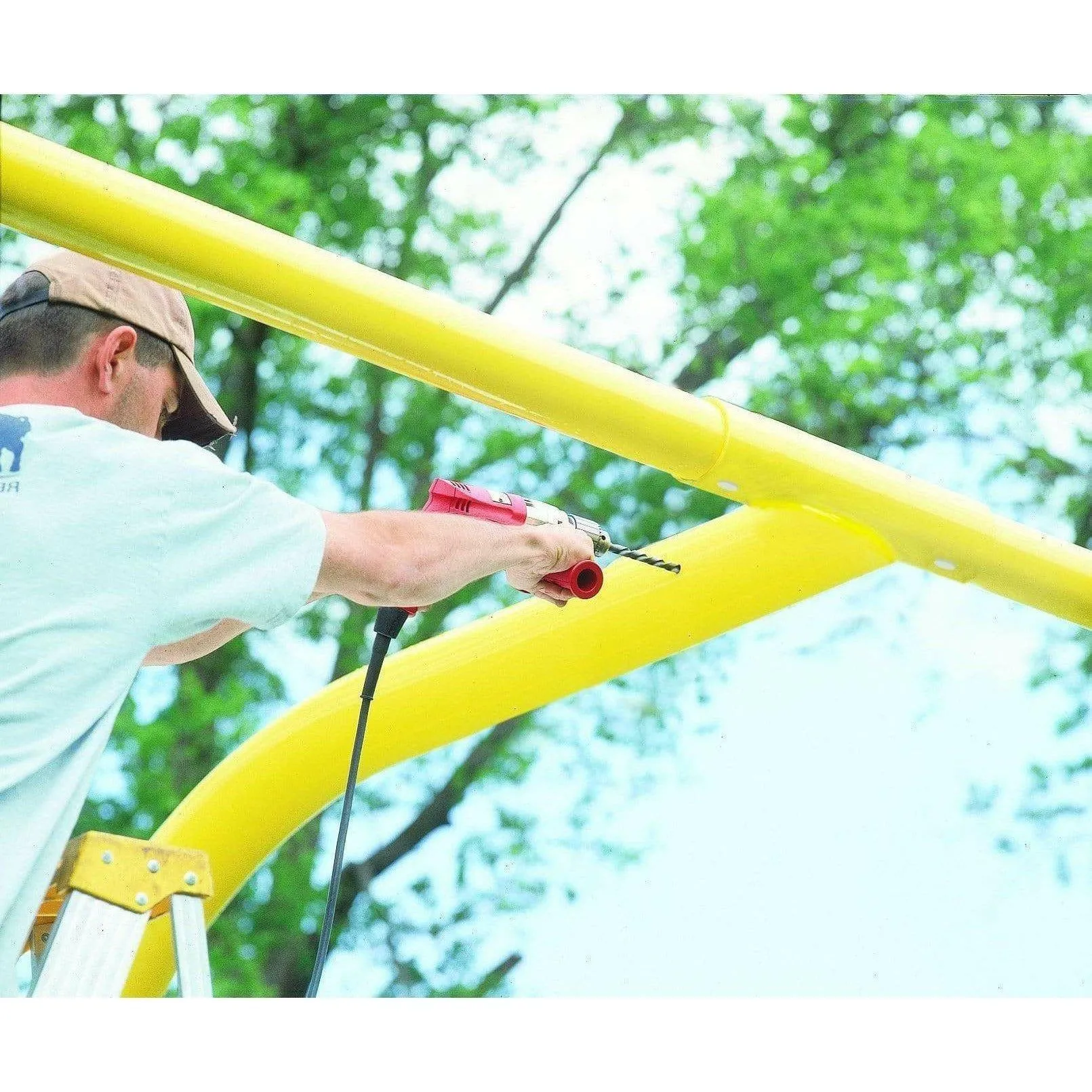 Bison 5-9/16 Gooseneck College Football Goalposts (Pair)