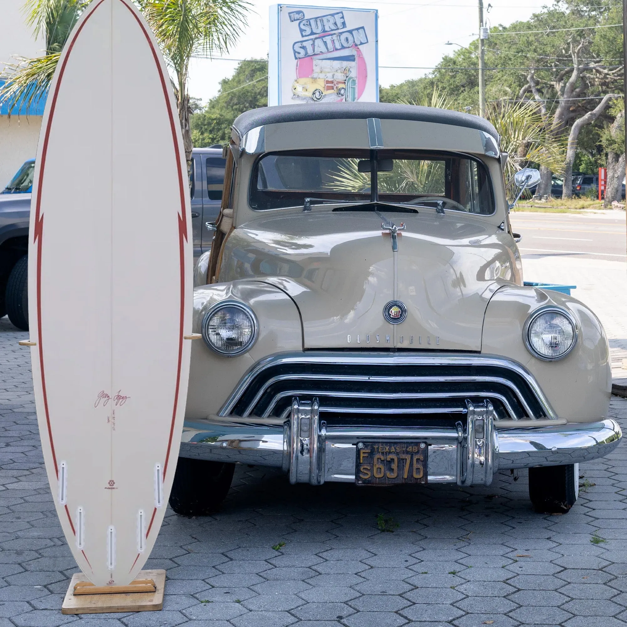 Gerry Lopez Squirty Fusion HD 6'4 Surfboard - Futures