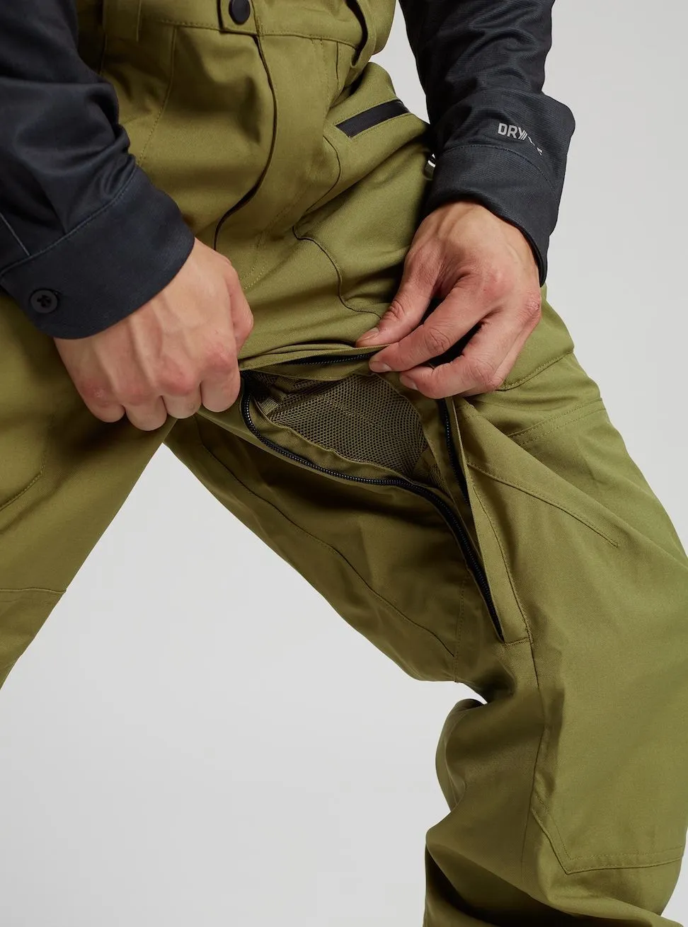 Men's Burton Reserve 2L Bib Pants - Short