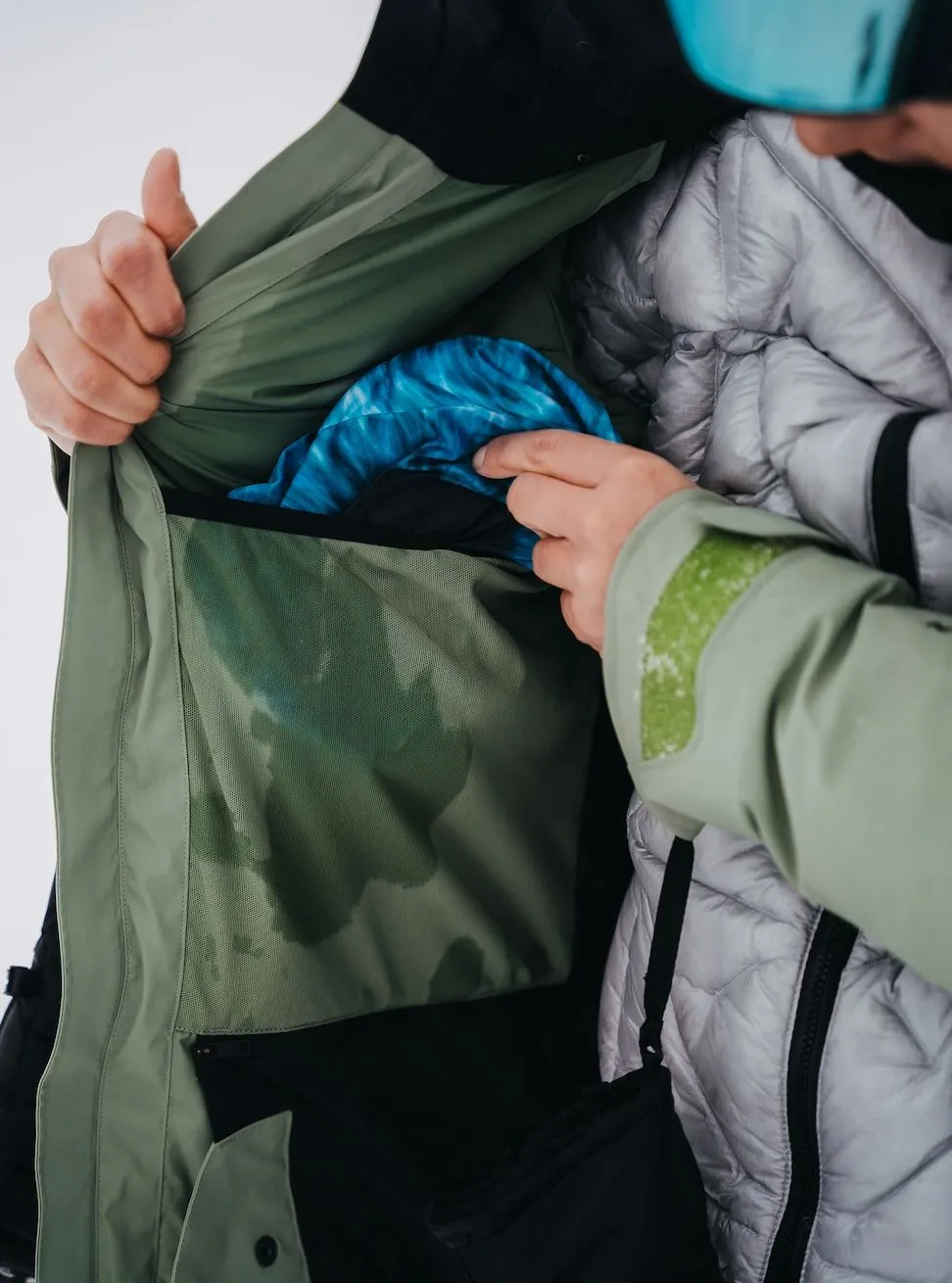 Women's Burton [ak] Embark GORE-TEX 2L Jacket