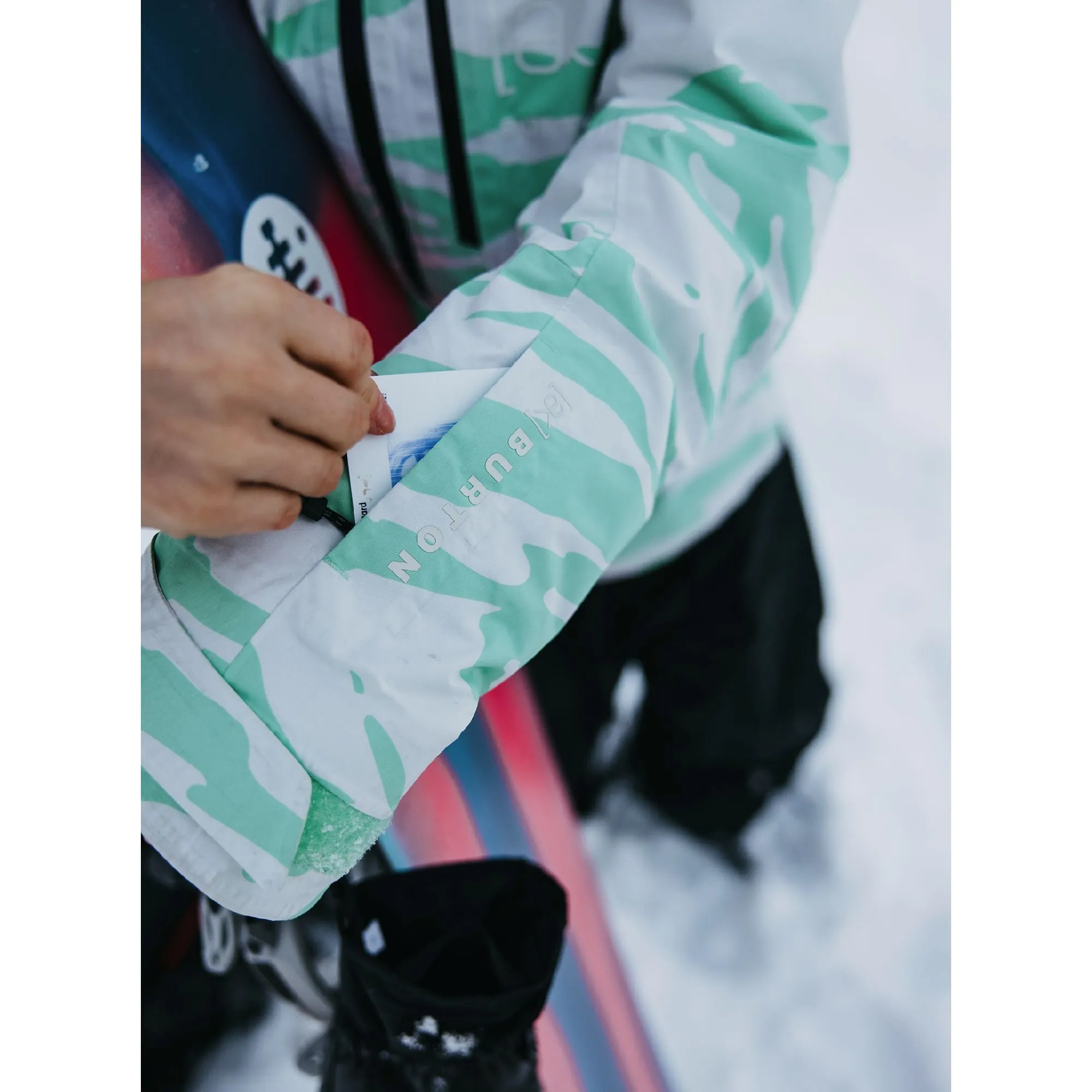 Women's Burton [ak] Embark GORE-TEX 2L Jacket