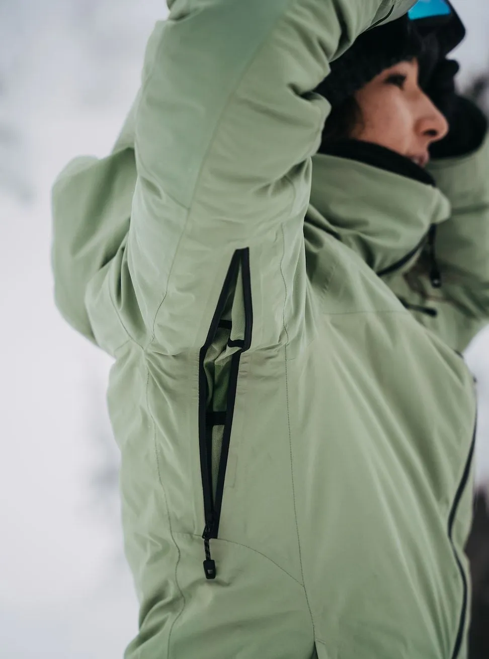 Women's Burton [ak] Embark GORE-TEX 2L Jacket